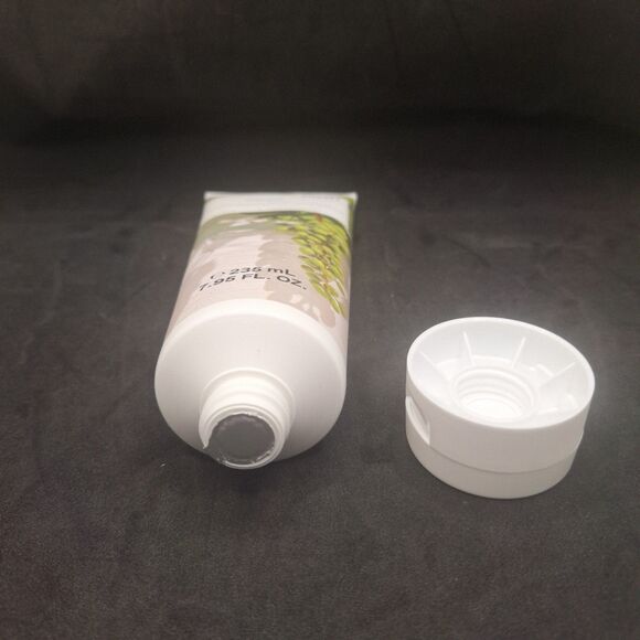 Korres Santorini Vineyard Grape Limited Edition Body Butter 7.95 fl oz - Picture 6 of 6